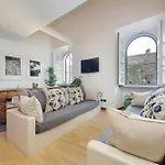 Design Apartment *